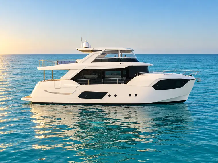 2024 Absolute Navetta 68 Disponible ya
